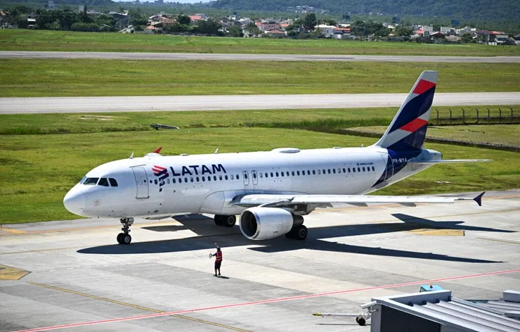 LATAM anuncia voo diário ligando as cidades catarinenses de Chapecó e Florianópolis a partir de junho